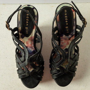 Madden Girl Vegan Elmaa Wedge Sandal